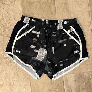 UNDER ARMOUR SHORTS XS